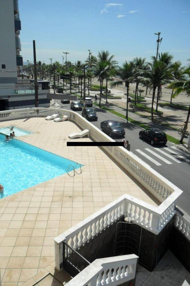 Apartamento Frente Ao Mar Com Varanda E Piscina プライア・グランデ エクステリア 写真