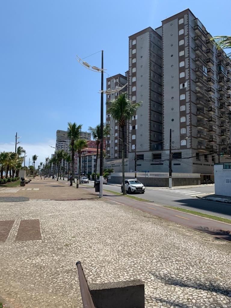 Apartamento Frente Ao Mar Com Varanda E Piscina プライア・グランデ エクステリア 写真